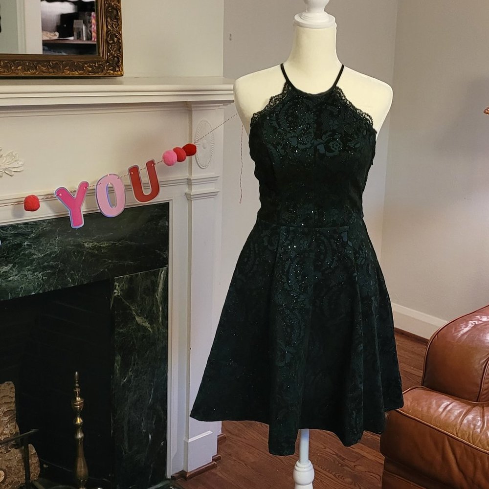 Glitter Brocade Cocktail Halter Party Dress in Deep Green and Black Lace - Picture 10 of 11